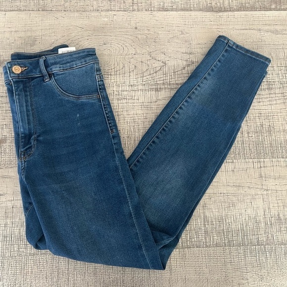 H&M Super Skinny Dark Wash High Rise Denim Jeans Size 27/30 - Picture 2 of 11